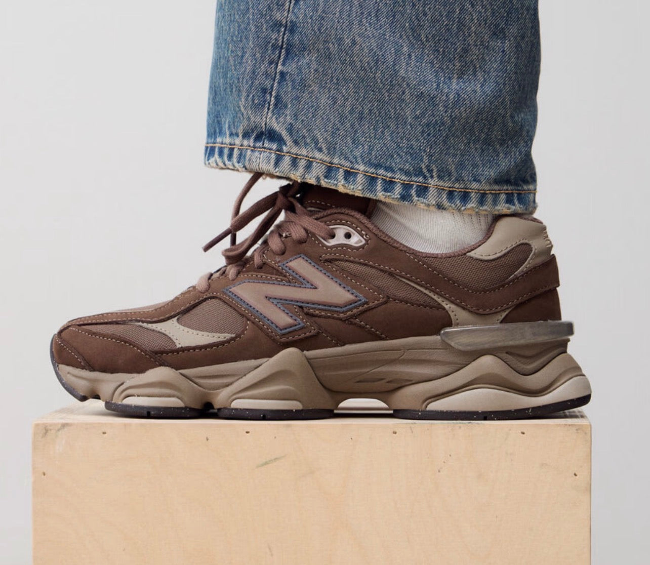 New Balance 9060 Mono Cortado - Snea.kersale - Snea.kersale