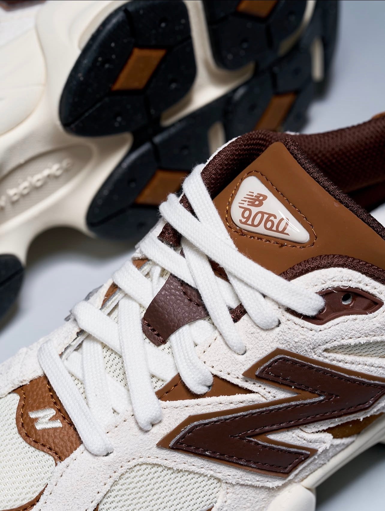 New Balance 9060 Breakfast Tea Brown Sugar Latte U90603EG