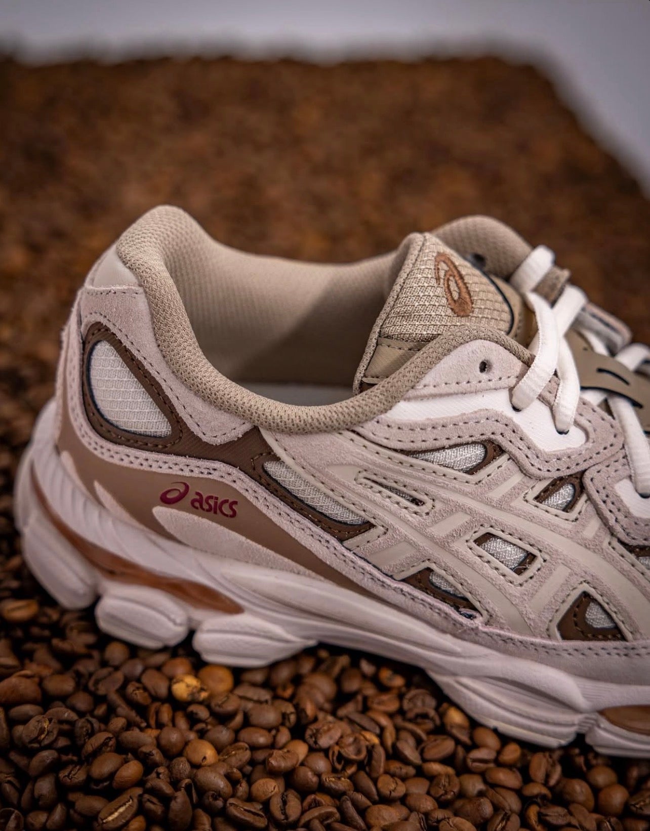 ASICS Gel-NYC "Mineral Beige" 1203A739-251